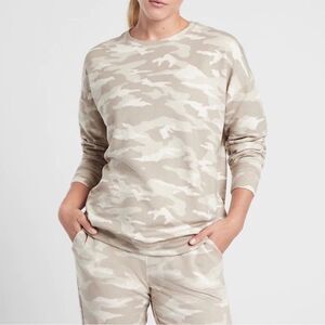Athleta Balance Pullover‎ Sweatshirt Camo Tan Womens XSP